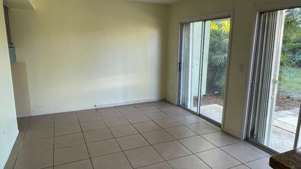 1317 SE Rivergreen Circle, Port Saint Lucie, FL 34952 Photo