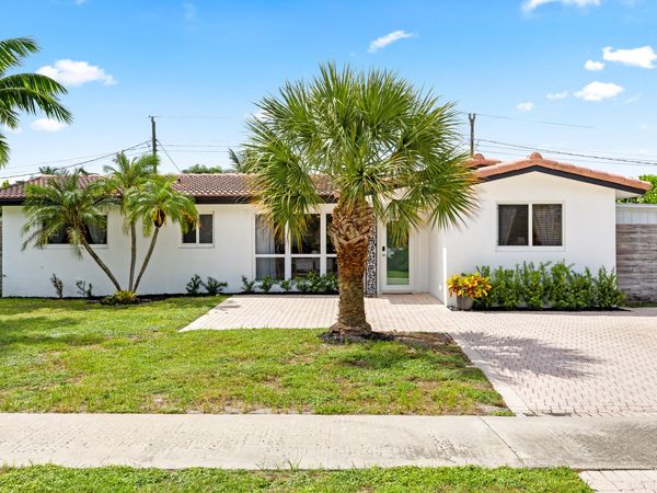 5911 NE 21st Terrace, Fort Lauderdale, FL 33308