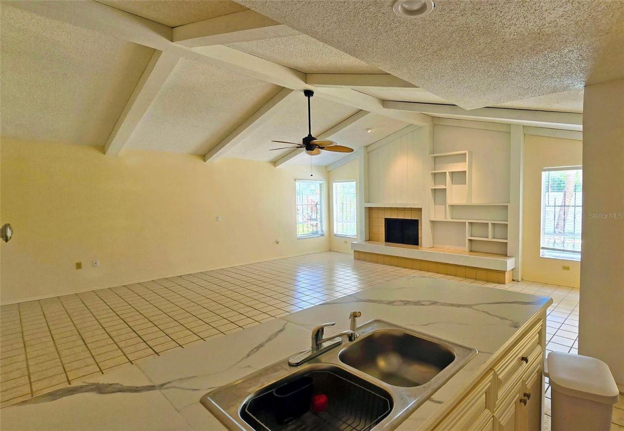6545 Waterford Circle , Sarasota, FL 34238 Photo