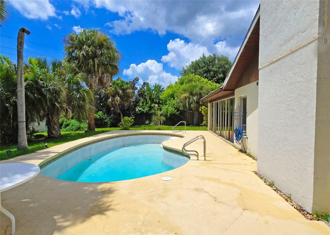 6545 Waterford Circle , Sarasota, FL 34238 Photo