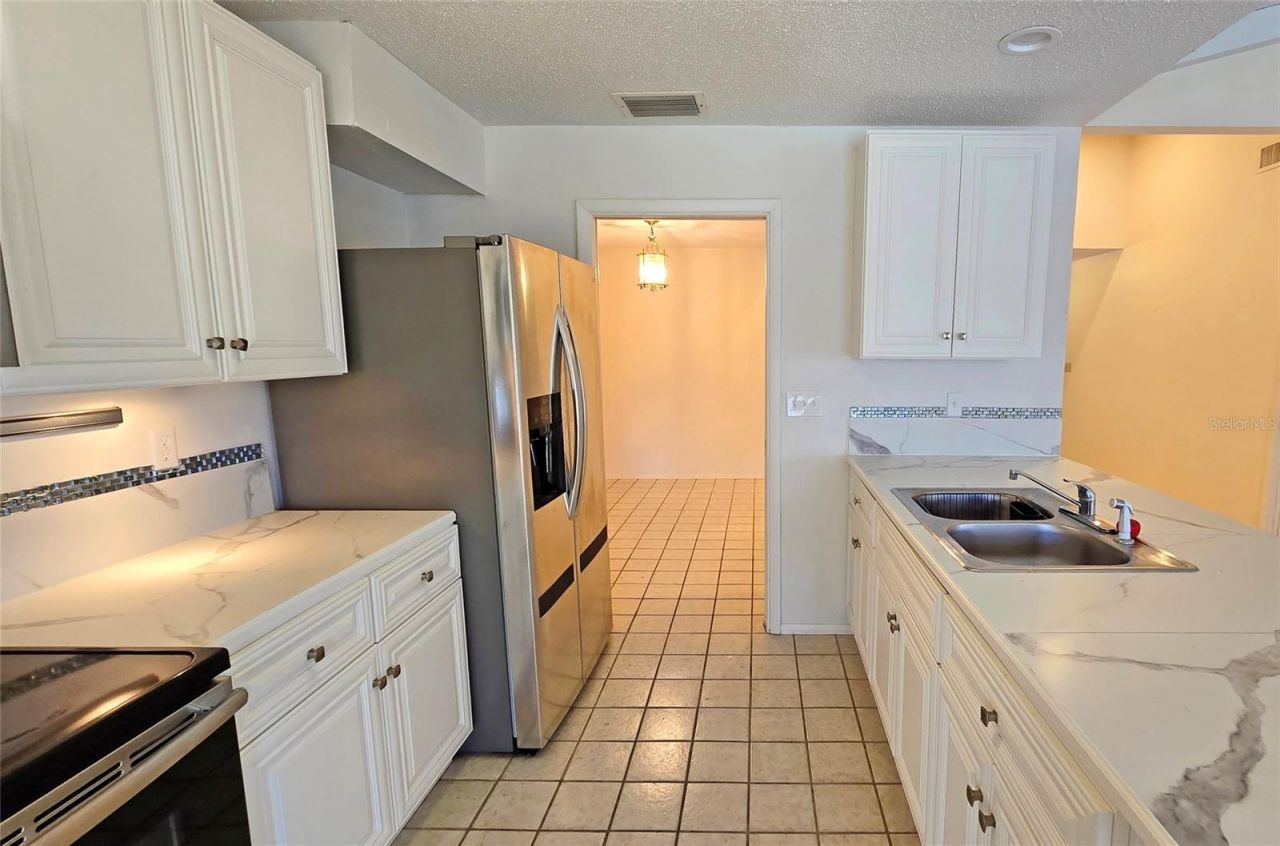 6545 Waterford Circle , Sarasota, FL 34238 Photo