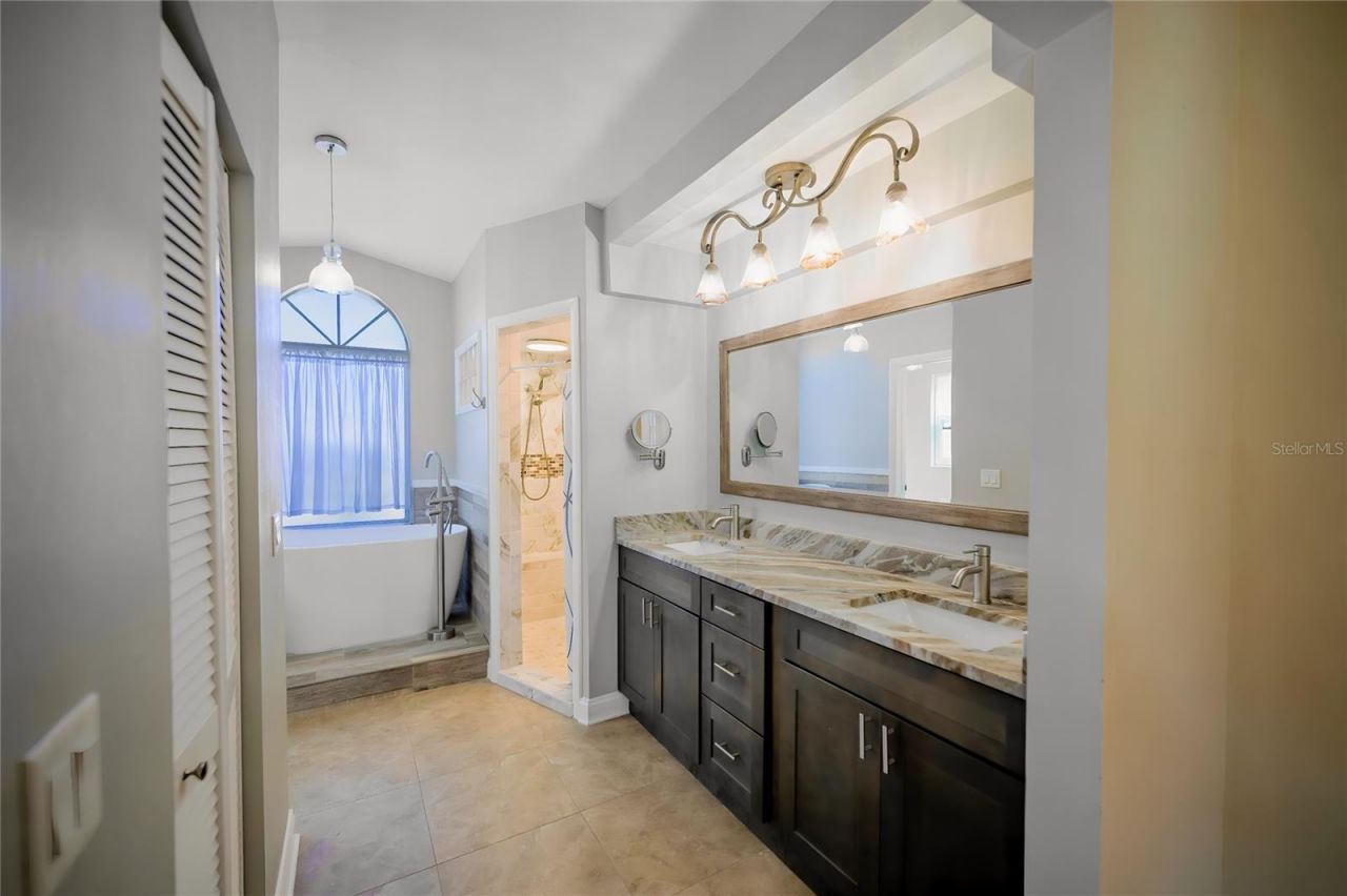 12173 Wild Acres Road , Largo, FL 33773 Photo