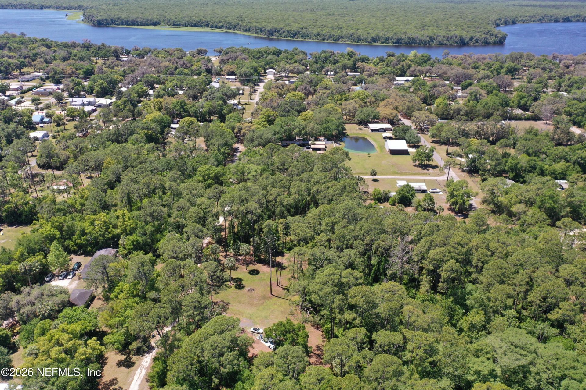 638 Walnut Street, Welaka, FL 32193 Photo