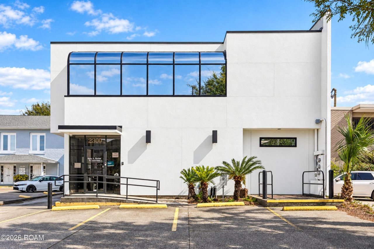 2309 N Hullen Street  Metairie, LA 