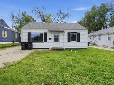 7063 Bedford Avenue, Omaha, NE 68104