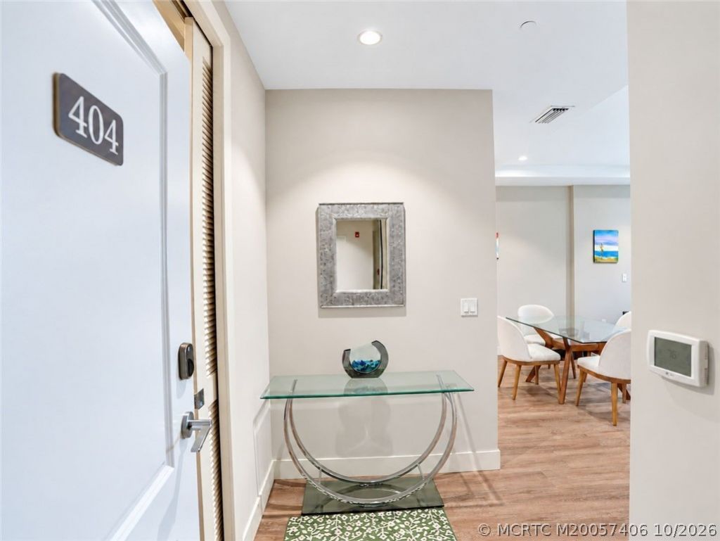 41 SW Seminole Street, Unit Apt# 404, Stuart, FL 34994 Photo
