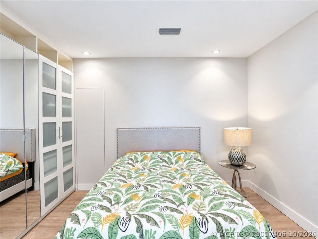 41 SW Seminole Street, Unit Apt# 404, Stuart, FL 34994 Photo