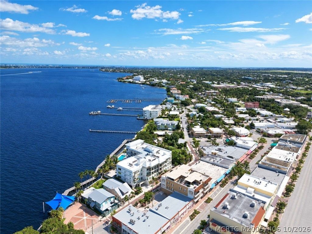 41 SW Seminole Street, Unit Apt# 404, Stuart, FL 34994 Photo