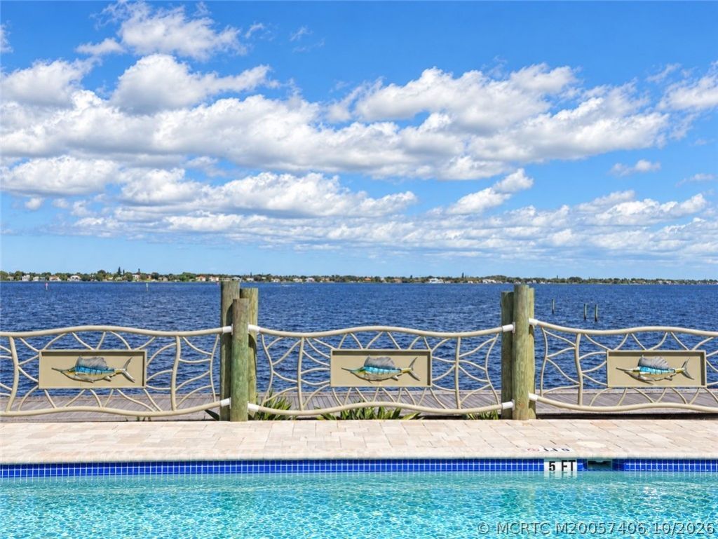 41 SW Seminole Street, Unit Apt# 404, Stuart, FL 34994 Photo