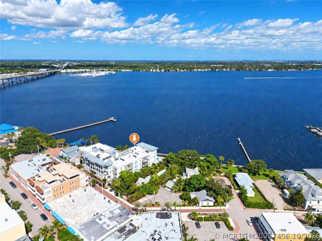 41 SW Seminole Street, Unit Apt# 404, Stuart, FL 34994 Photo