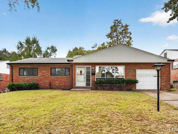 7730 Peach Tree Lane, University City, MO 63130