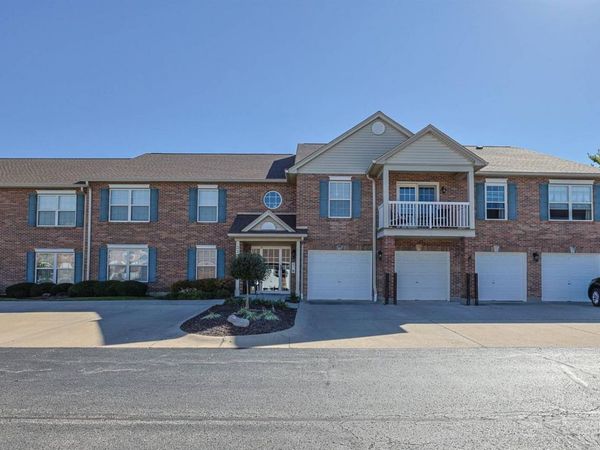 3314 Emerald Lakes Drive, Unit 29, Cincinnati, OH 45211