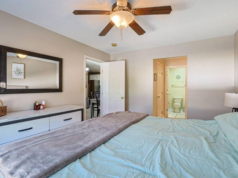 3314 Emerald Lakes Drive, Unit 29, Cincinnati, OH 45211 Photo 15