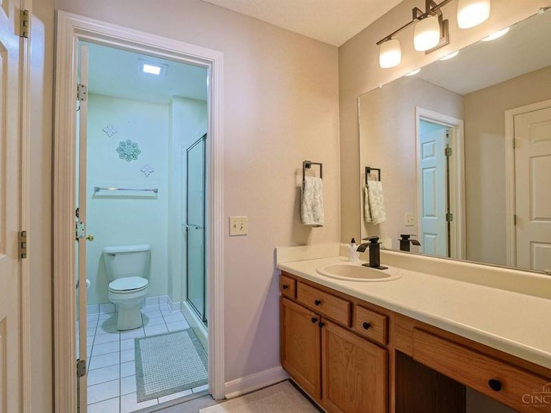 3314 Emerald Lakes Drive, Unit 29, Cincinnati, OH 45211 Photo 16