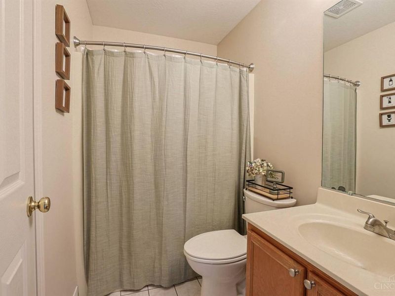 3314 Emerald Lakes Drive, Unit 29, Cincinnati, OH 45211 Photo 19