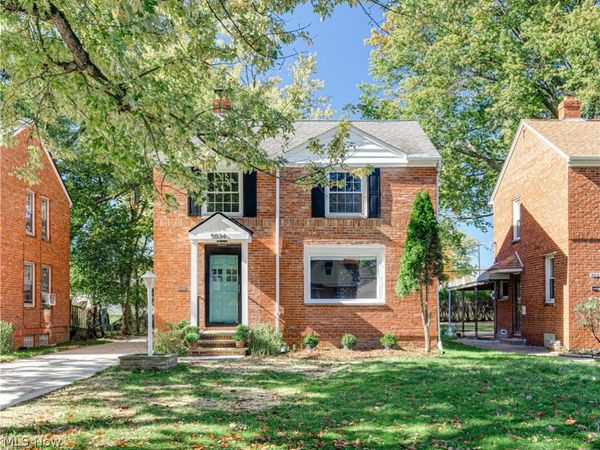 5534 Beechwood Avenue , Maple Heights, OH 44137