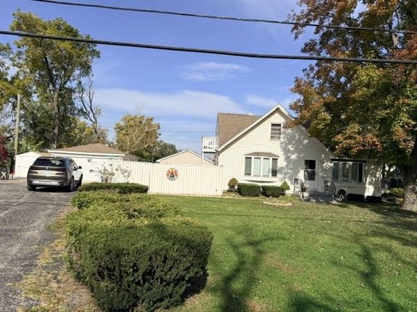 800 N Roy Avenue, Melrose Park, IL 60164