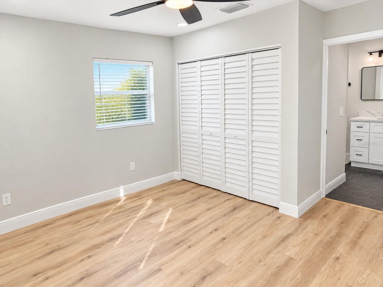 745 63rd Avenue S, Saint Petersburg, FL 33705 Photo