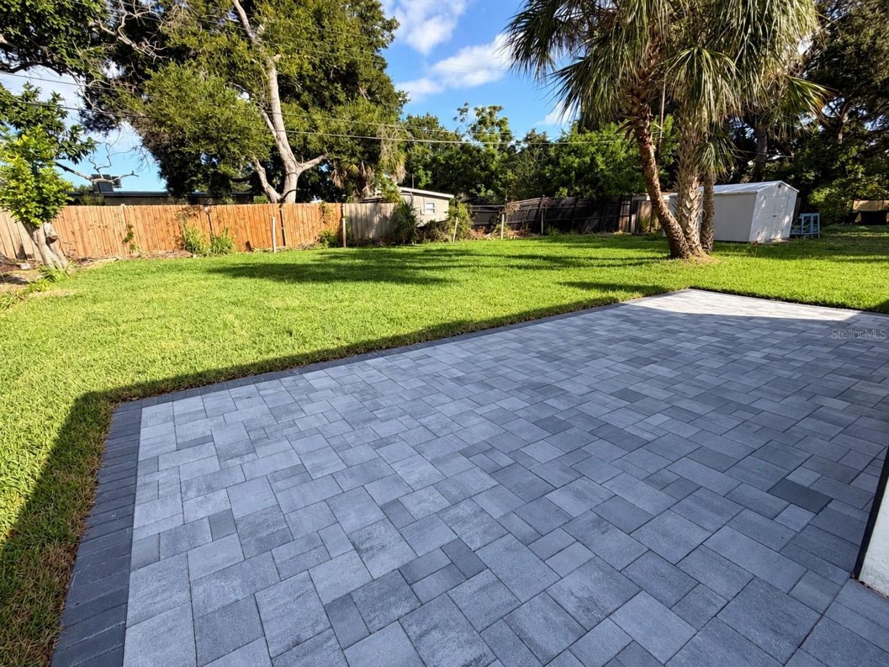 745 63rd Avenue S, Saint Petersburg, FL 33705 Photo