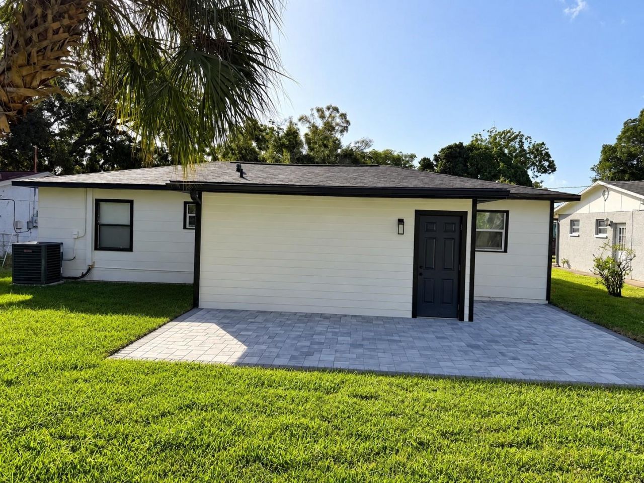 745 63rd Avenue S, Saint Petersburg, FL 33705 Photo