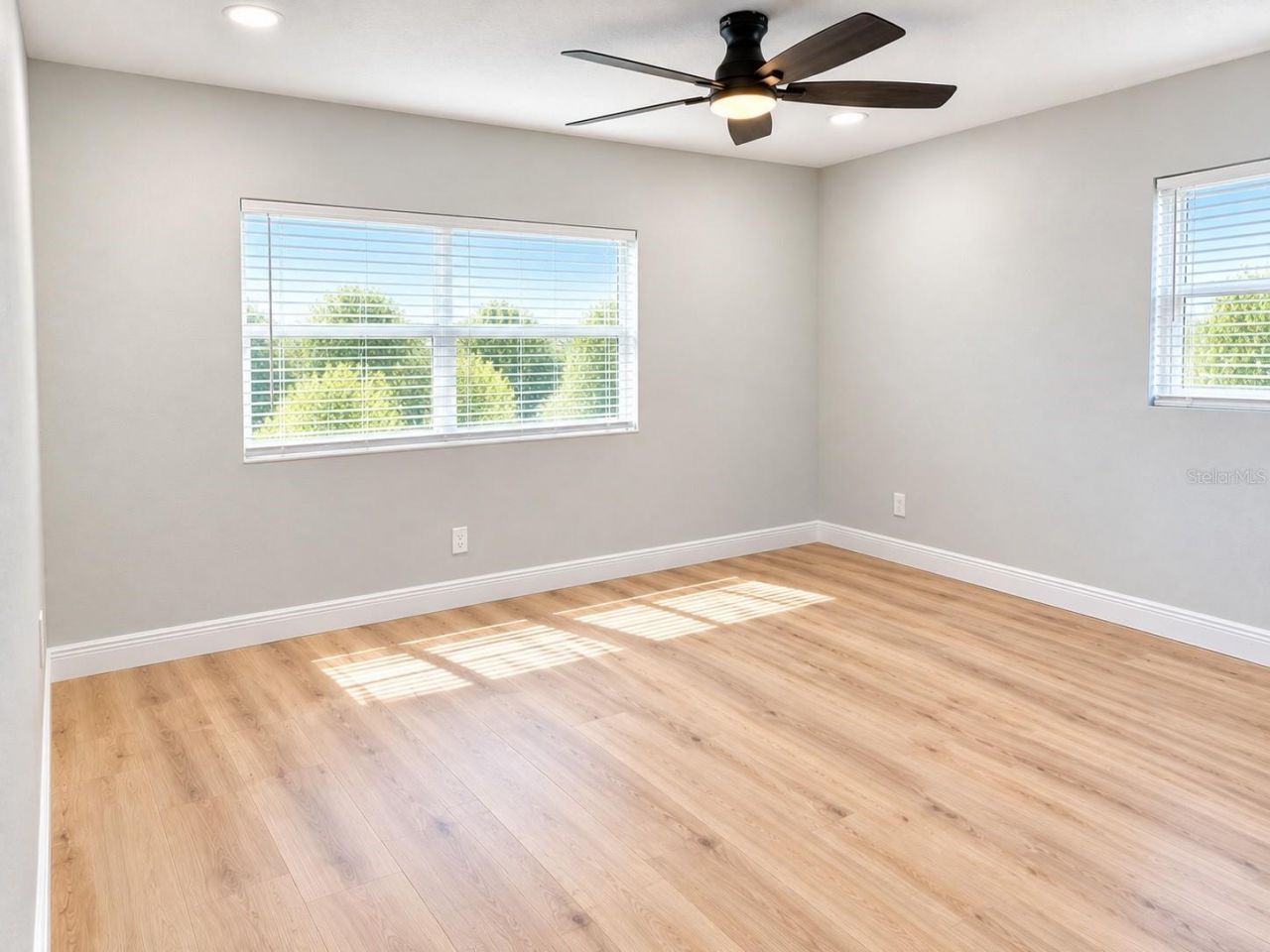 745 63rd Avenue S, Saint Petersburg, FL 33705 Photo