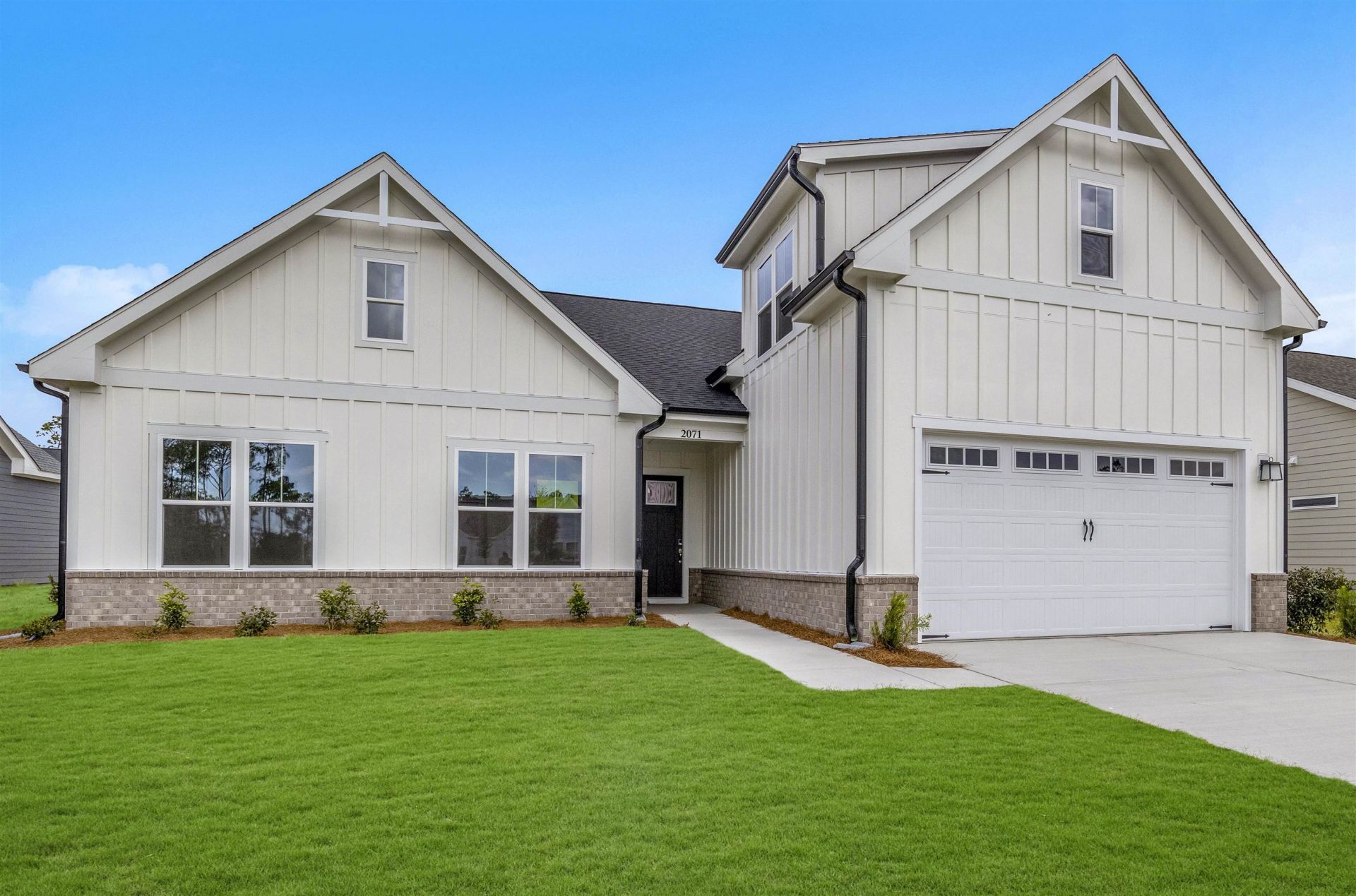 1244 Mill Banks Dr.  Photo 2