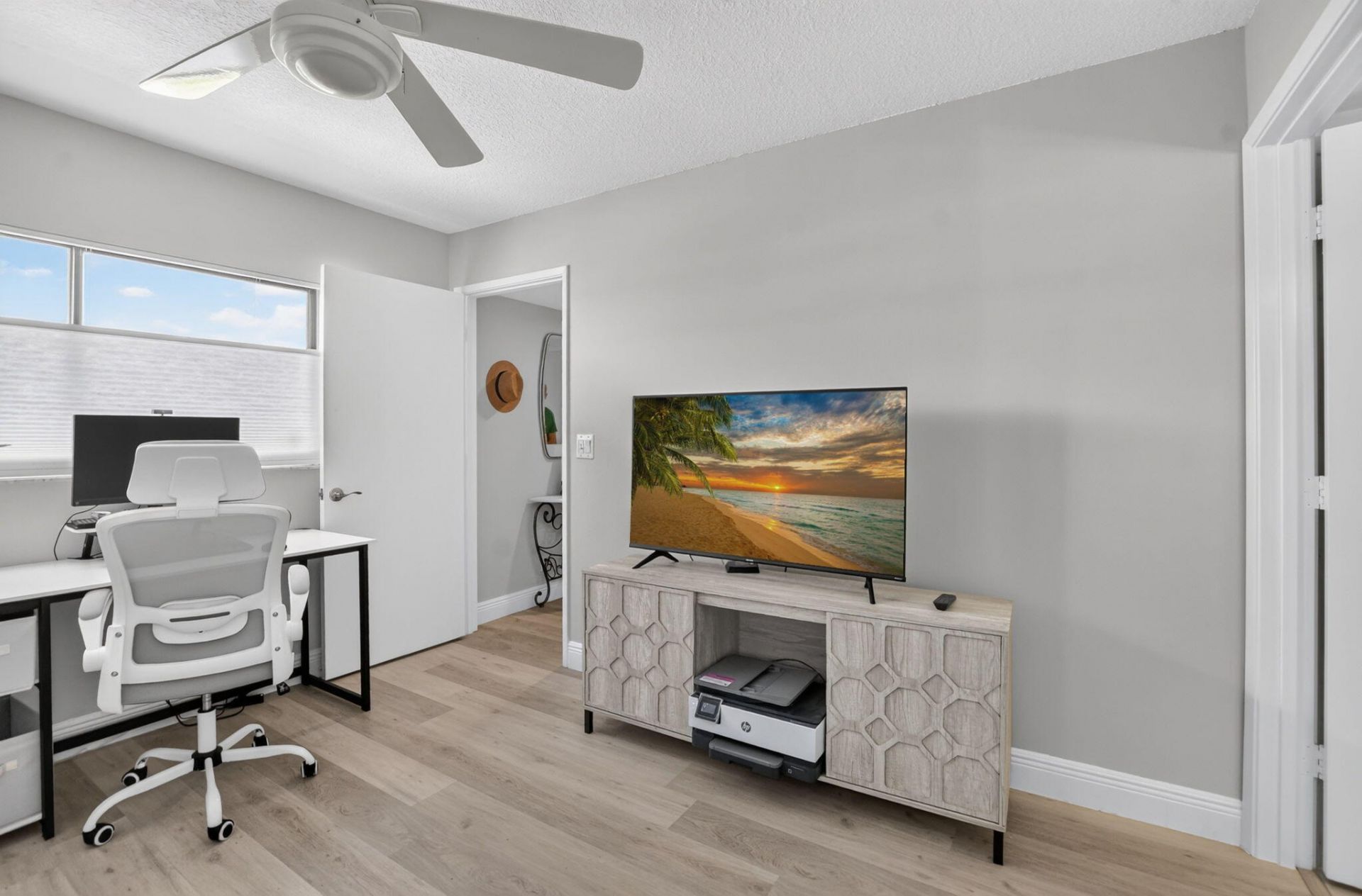 7290 Kinghurst Drive, Unit 807, Delray Beach, FL 33446 Photo