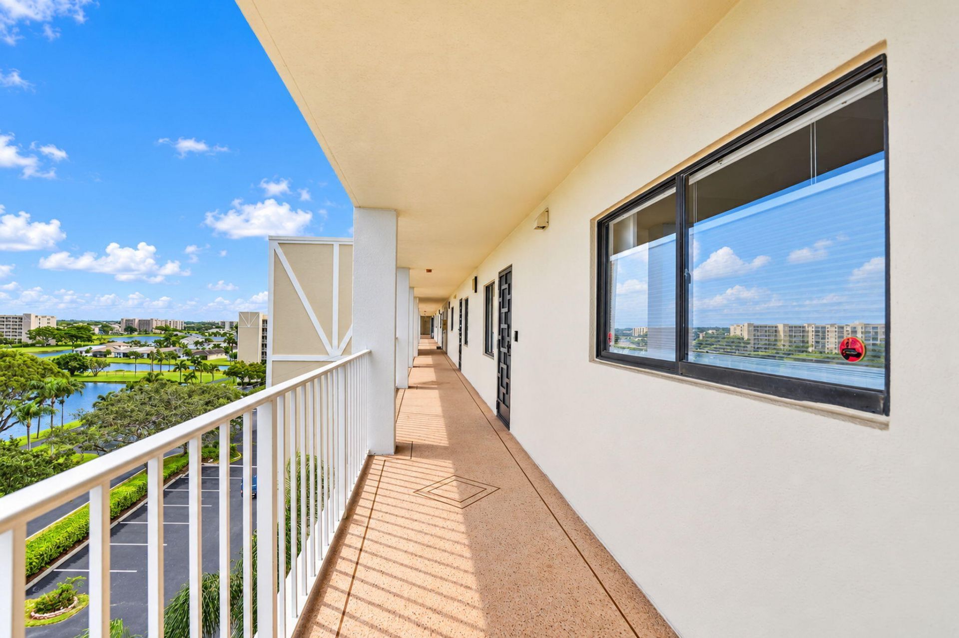 7290 Kinghurst Drive, Unit 807, Delray Beach, FL 33446 Photo