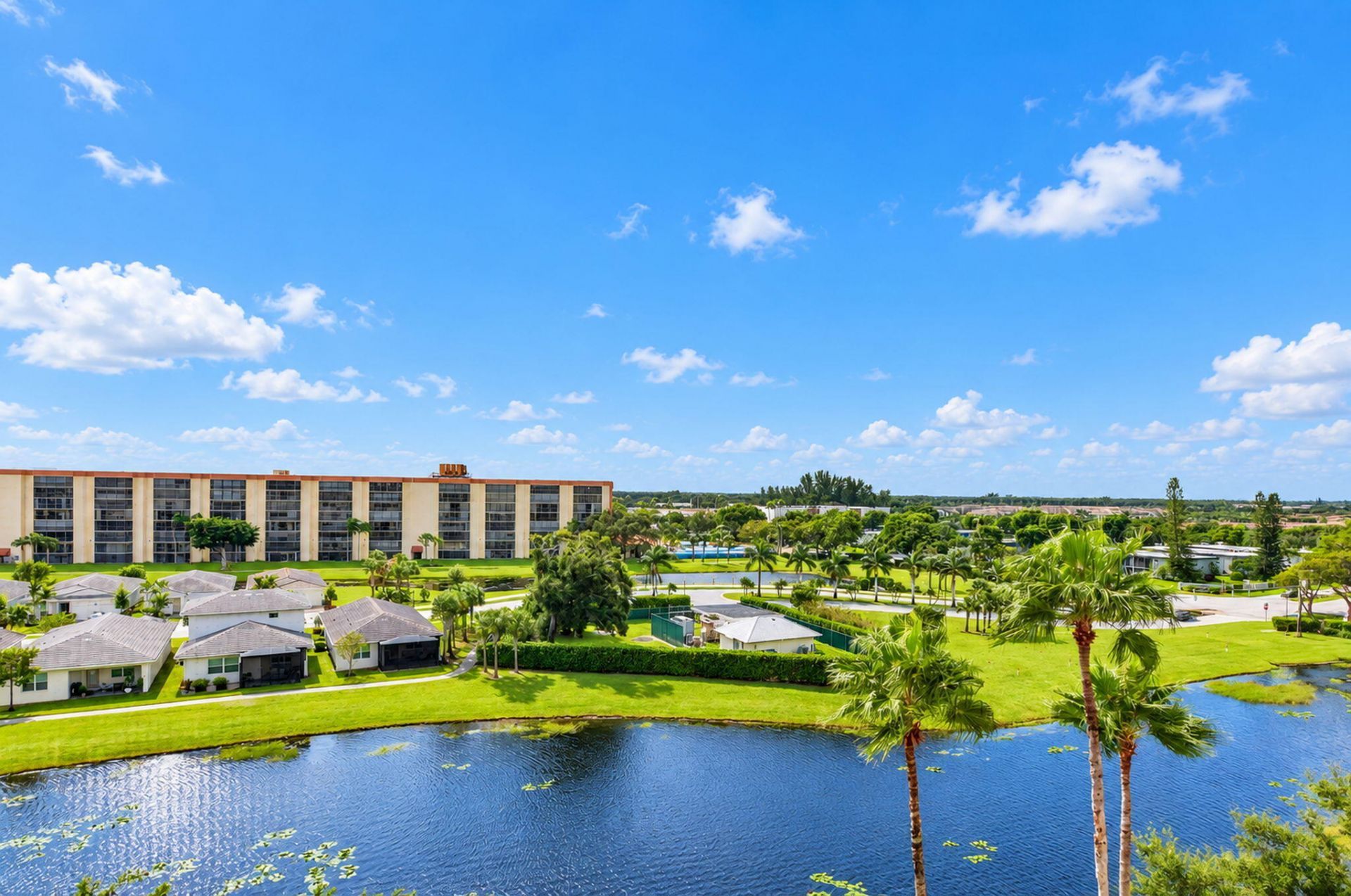 7290 Kinghurst Drive, Unit 807, Delray Beach, FL 33446 Photo