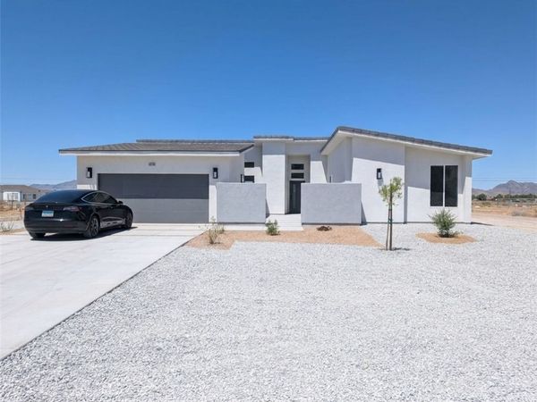 901 Kiowa , Pahrump, NV 89048