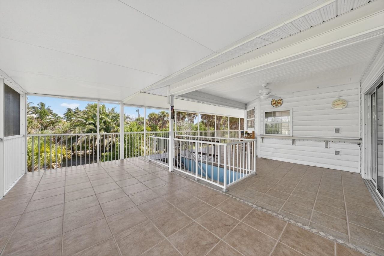 640 Oliva St, Sanibel, FL 33957 Photo