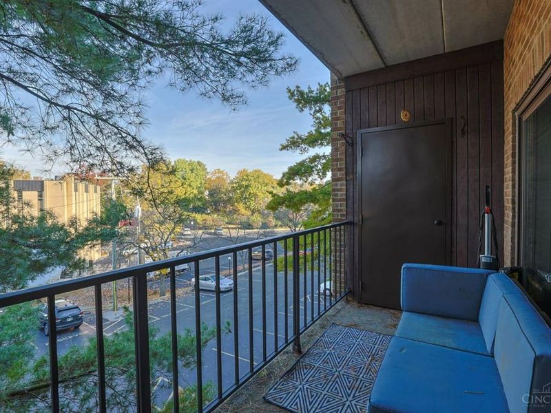 3004 Glenmore Avenue, Unit 203, Cincinnati, OH 45238 Photo 17