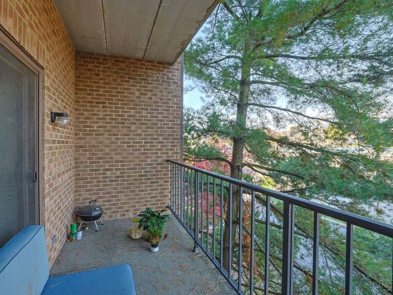 3004 Glenmore Avenue, Unit 203, Cincinnati, OH 45238 Photo 18