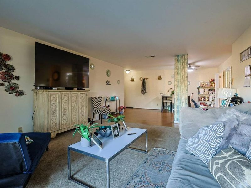 3004 Glenmore Avenue, Unit 203, Cincinnati, OH 45238 Photo 8
