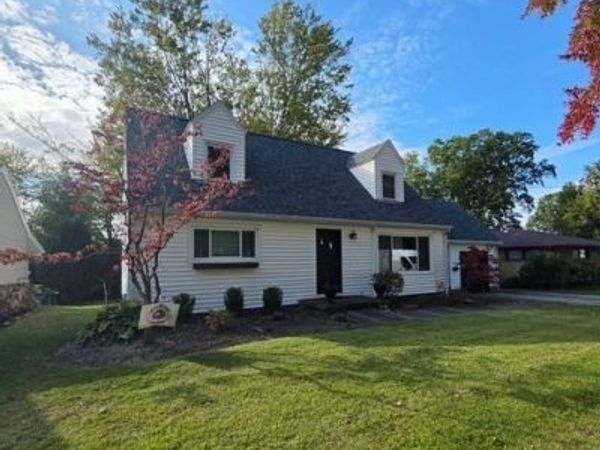 844 N Bentley , Niles, OH 44446