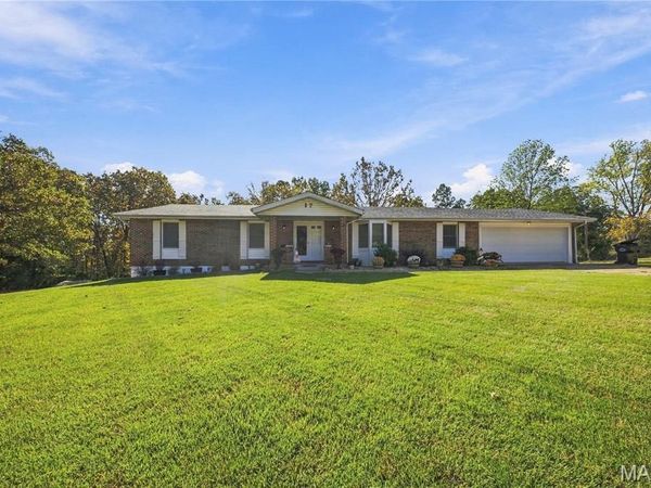 17 Kathryn Drive , St James, MO 65559