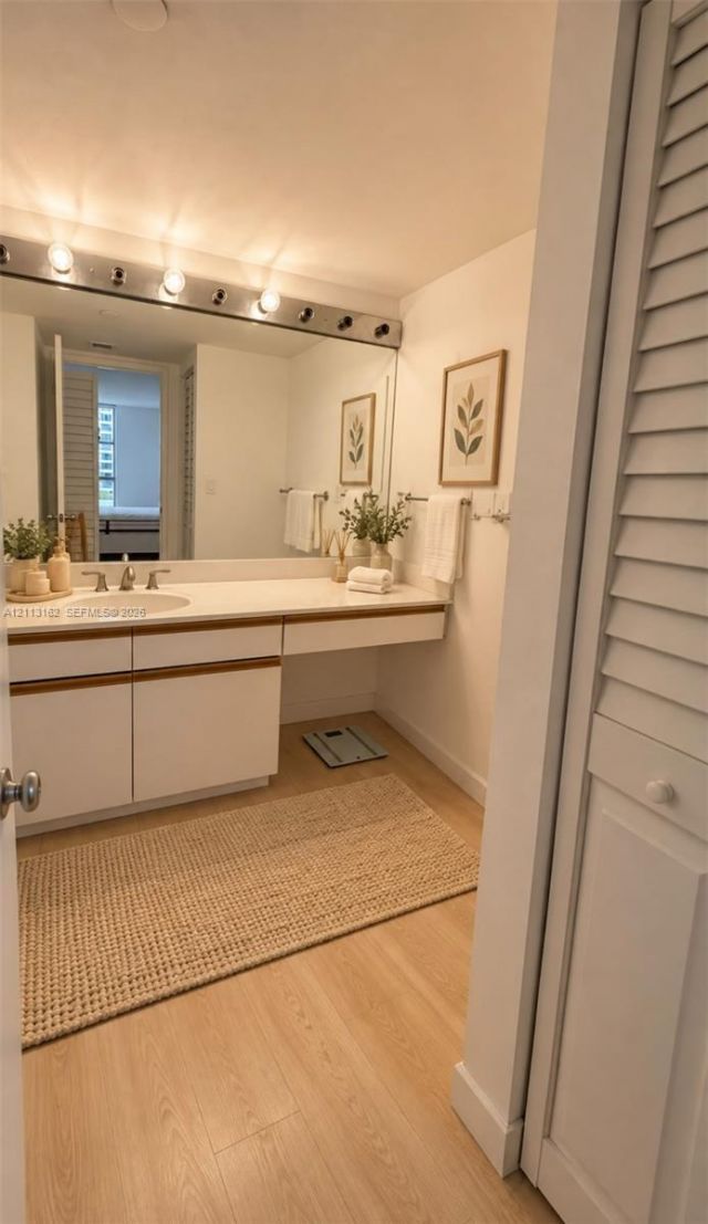 3600 Mystic Pointe Dr , Unit 703, Aventura, FL 33180 Photo