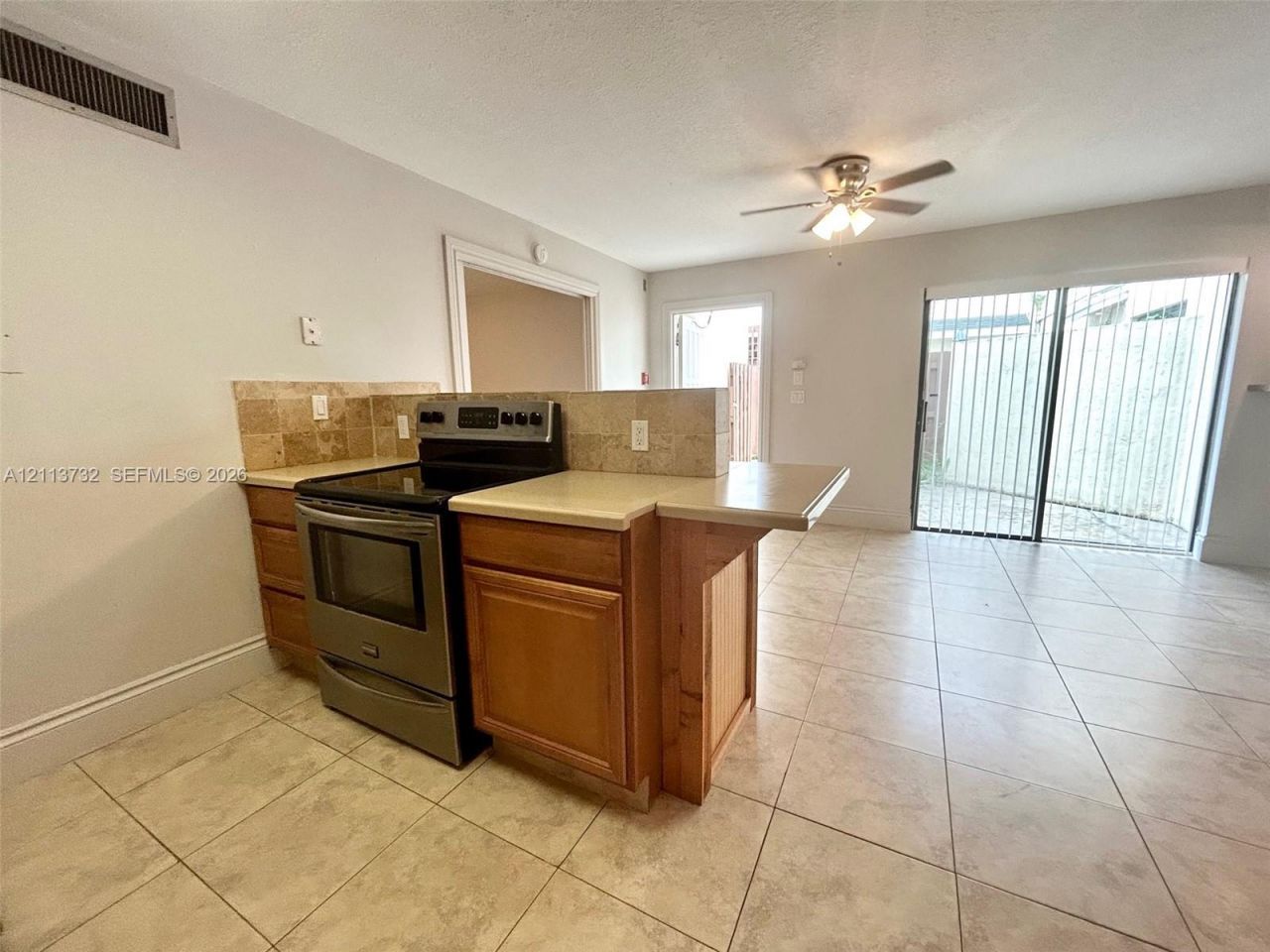 645 Executive Center Dr , Unit R107, West Palm Beach, FL 33401 Photo