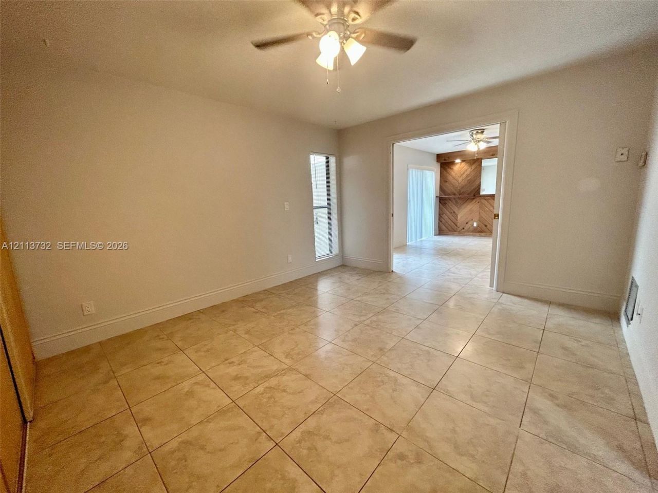 645 Executive Center Dr , Unit R107, West Palm Beach, FL 33401 Photo