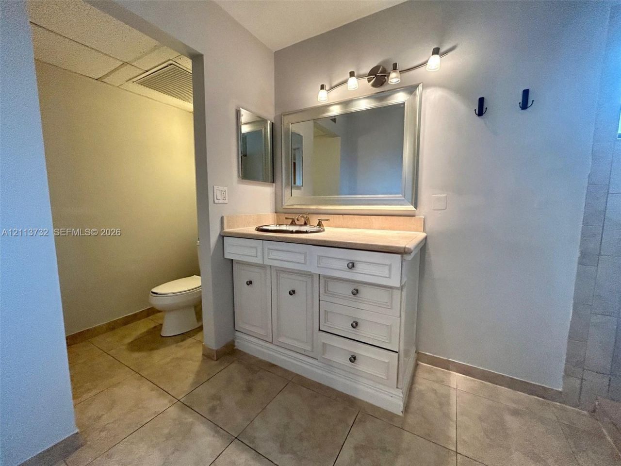 645 Executive Center Dr , Unit R107, West Palm Beach, FL 33401 Photo