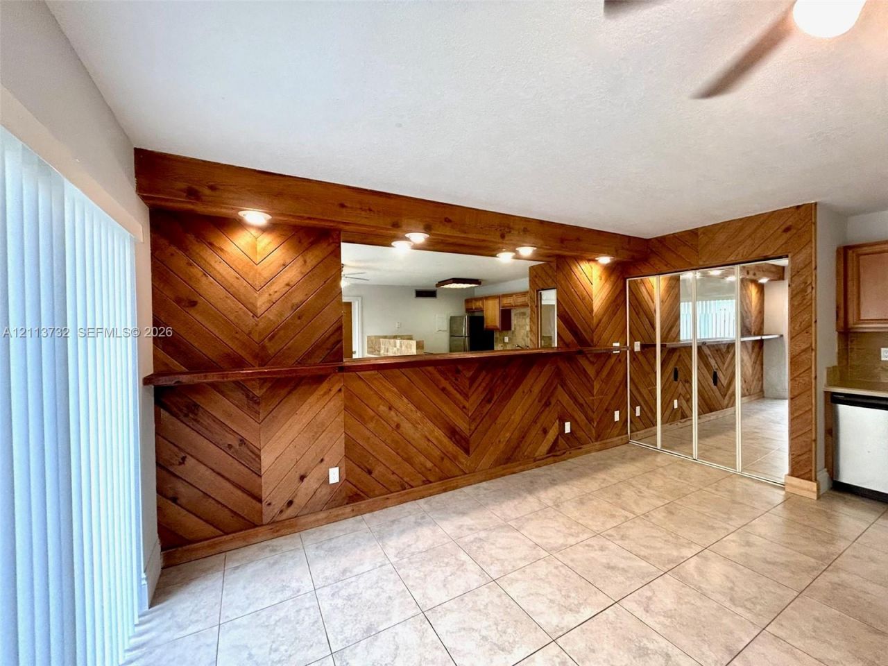 645 Executive Center Dr , Unit R107, West Palm Beach, FL 33401 Photo