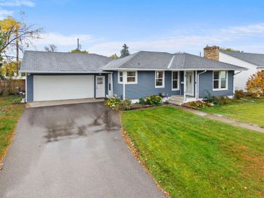 3715 Rhode Island Avenue S, Saint Louis Park, MN 55426