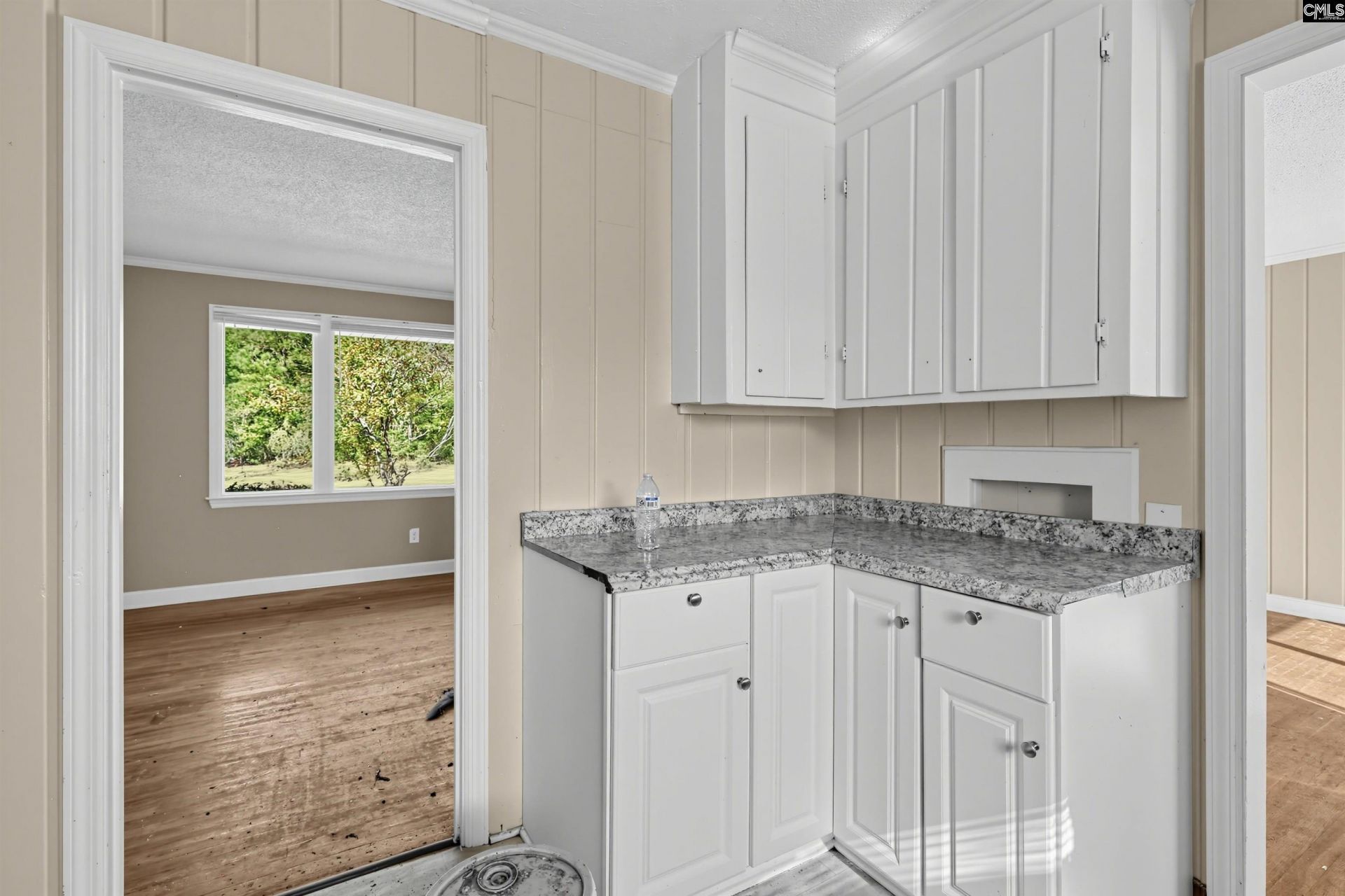 2314 Newell Road  Photo 7