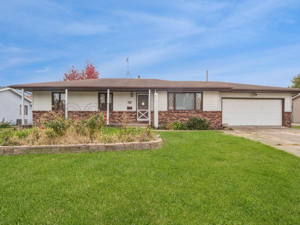 505 SE 10th Street, Ankeny, IA 50021