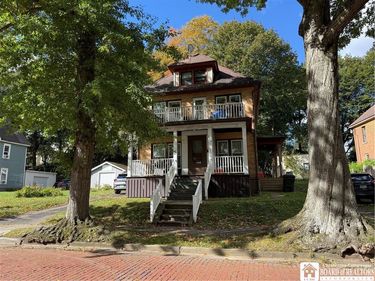 225 Weeks Street , Jamestown, NY 14701