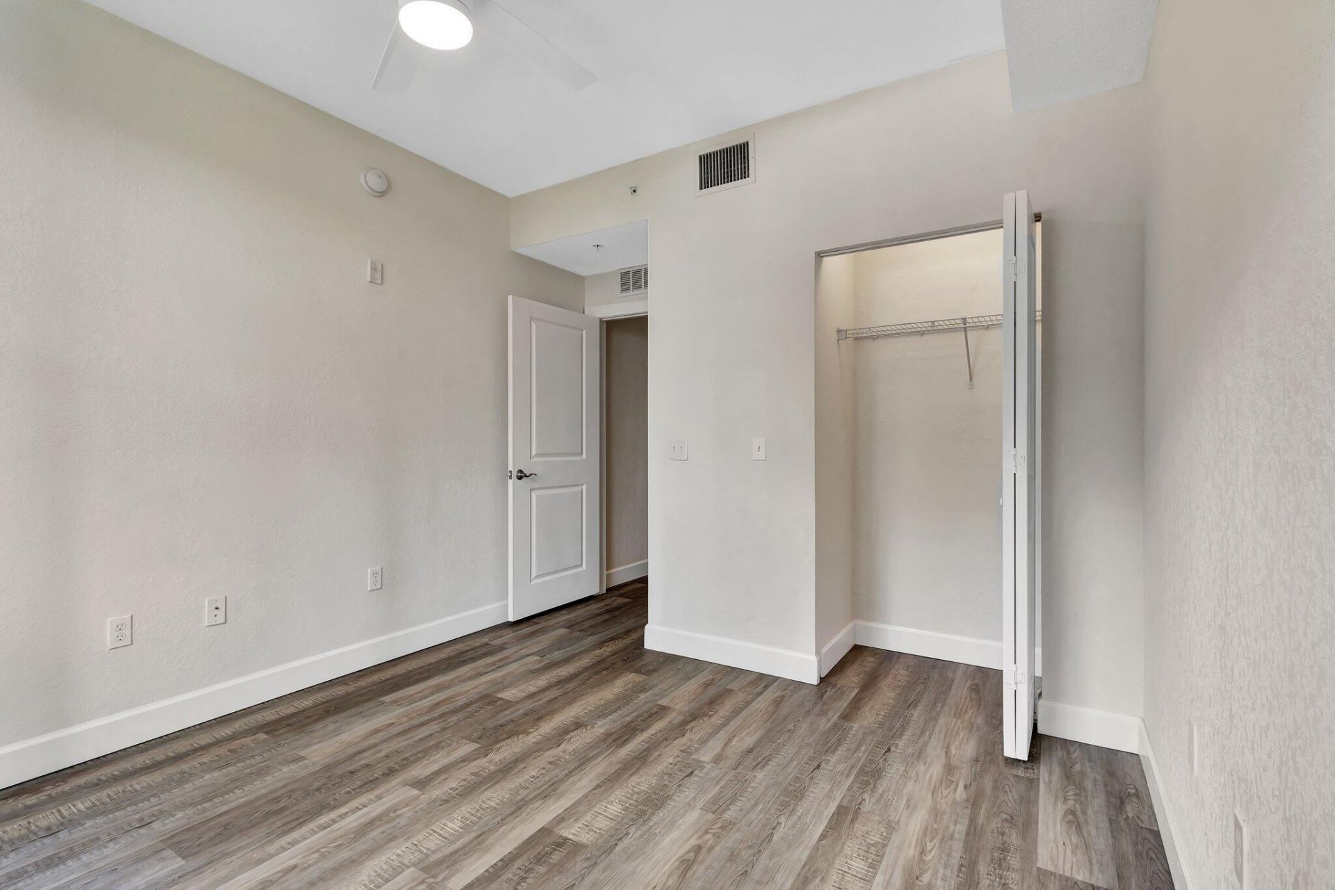 1660 Renaissance Commons Boulevard, Unit 2124, Boynton Beach, FL 33426 Photo