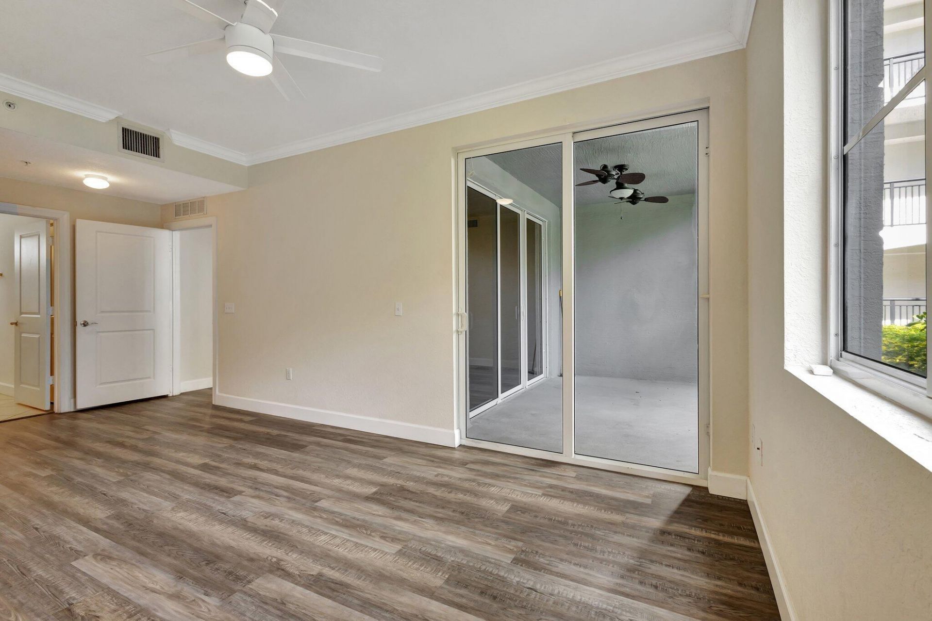 1660 Renaissance Commons Boulevard, Unit 2124, Boynton Beach, FL 33426 Photo