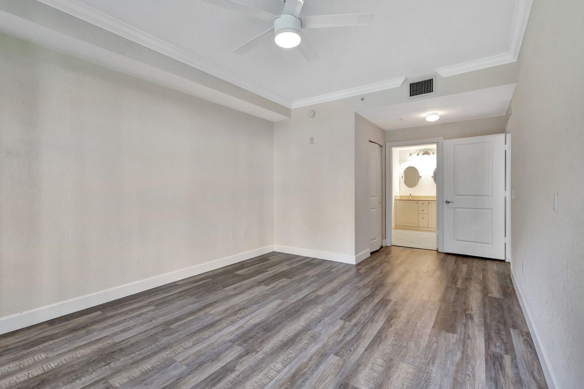 1660 Renaissance Commons Boulevard, Unit 2124, Boynton Beach, FL 33426 Photo