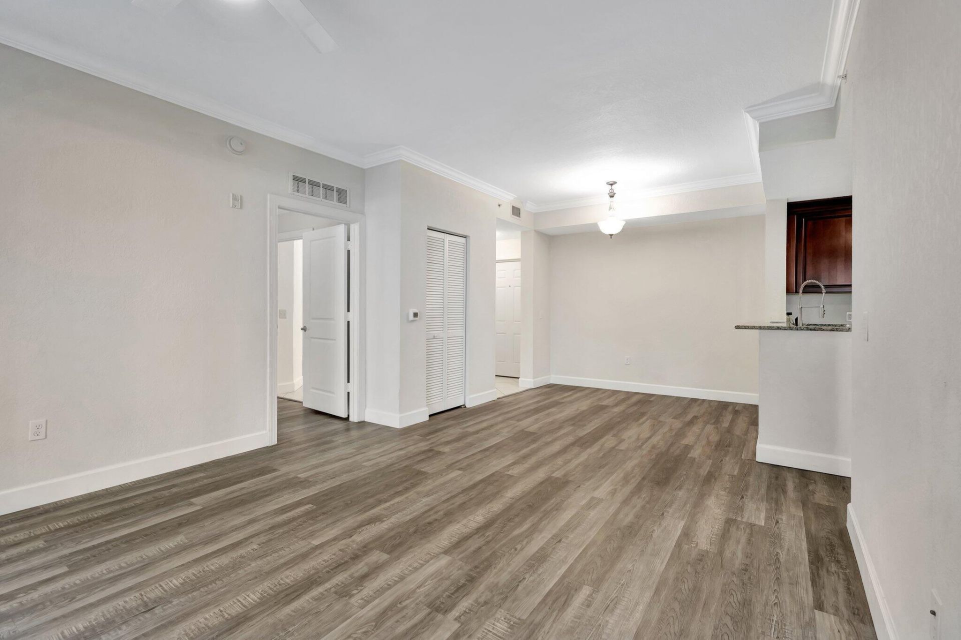 1660 Renaissance Commons Boulevard, Unit 2124, Boynton Beach, FL 33426 Photo