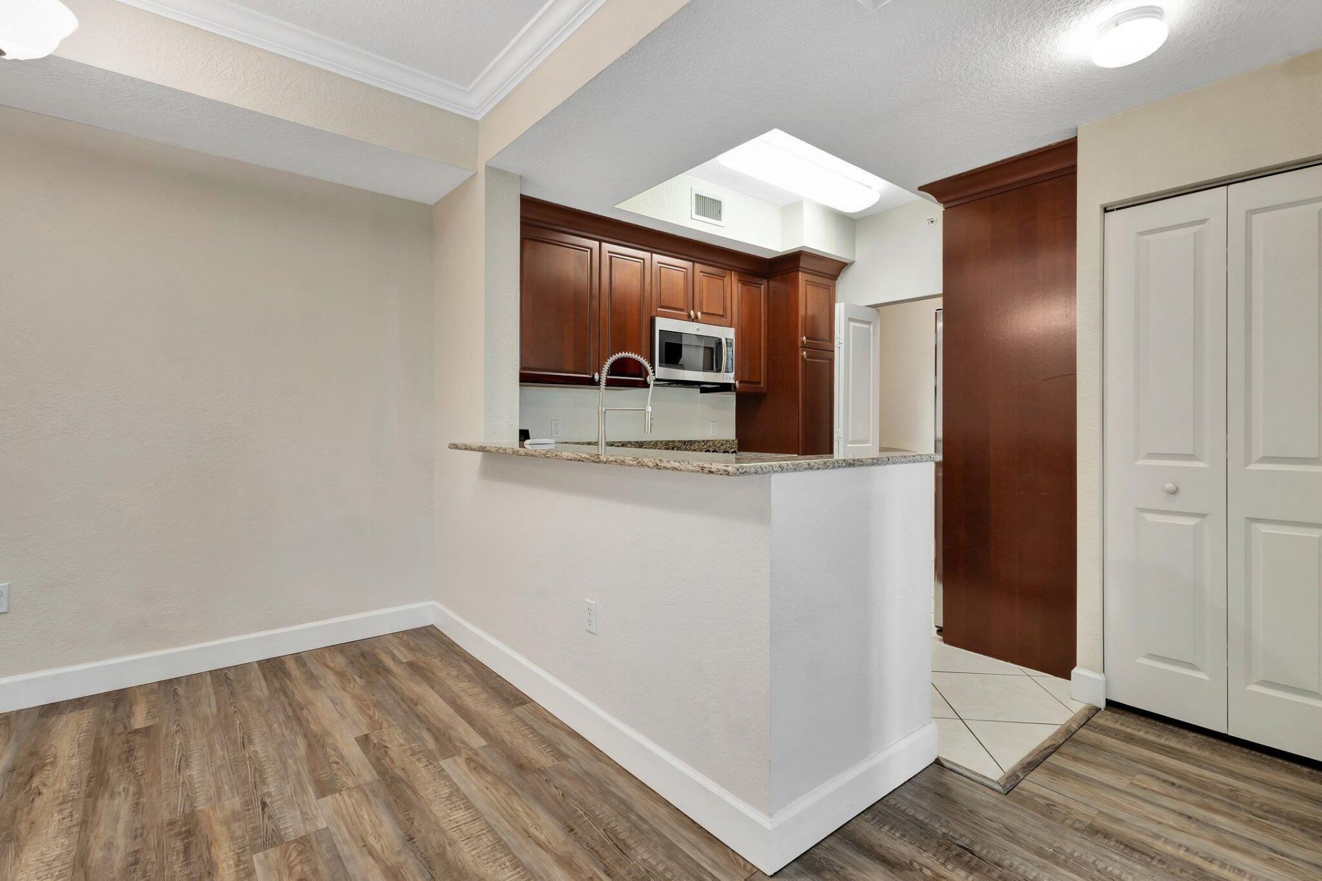 1660 Renaissance Commons Boulevard, Unit 2124, Boynton Beach, FL 33426 Photo